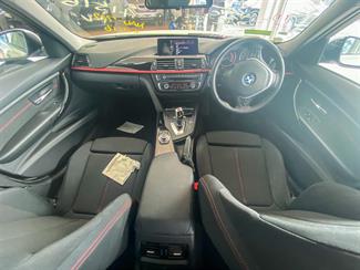 2012 BMW 3 Series - Thumbnail