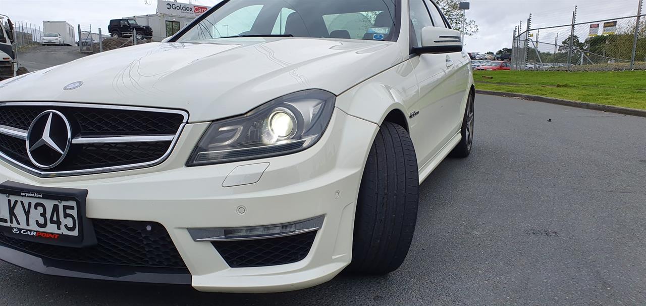 2011 Mercedes-Benz C63