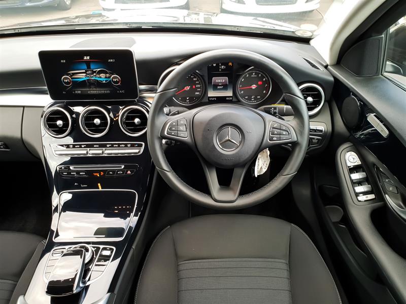 2015 Mercedes-Benz C 180
