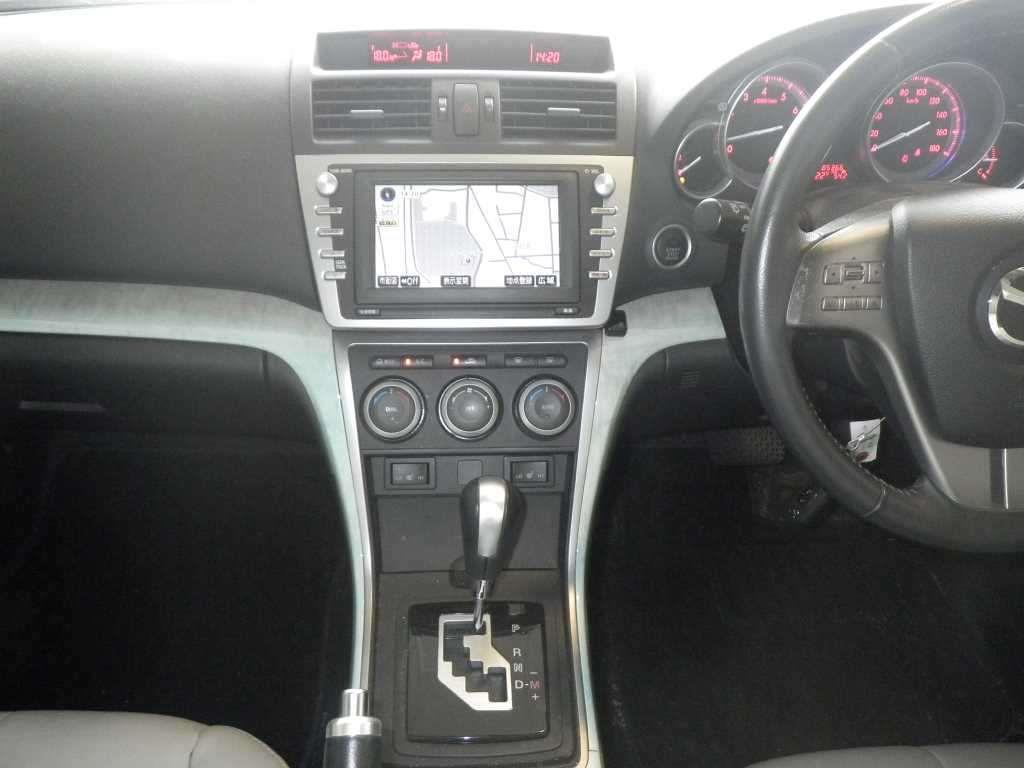 2009 Mazda Atenza