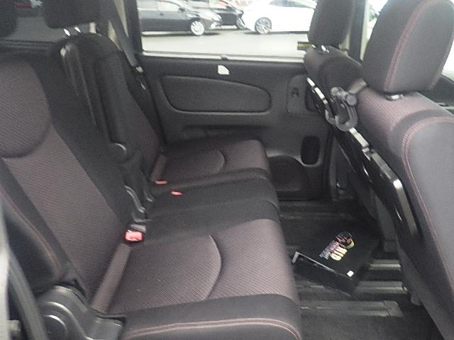 2011 Nissan Serena