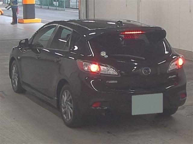 2013 Mazda Axela Sport