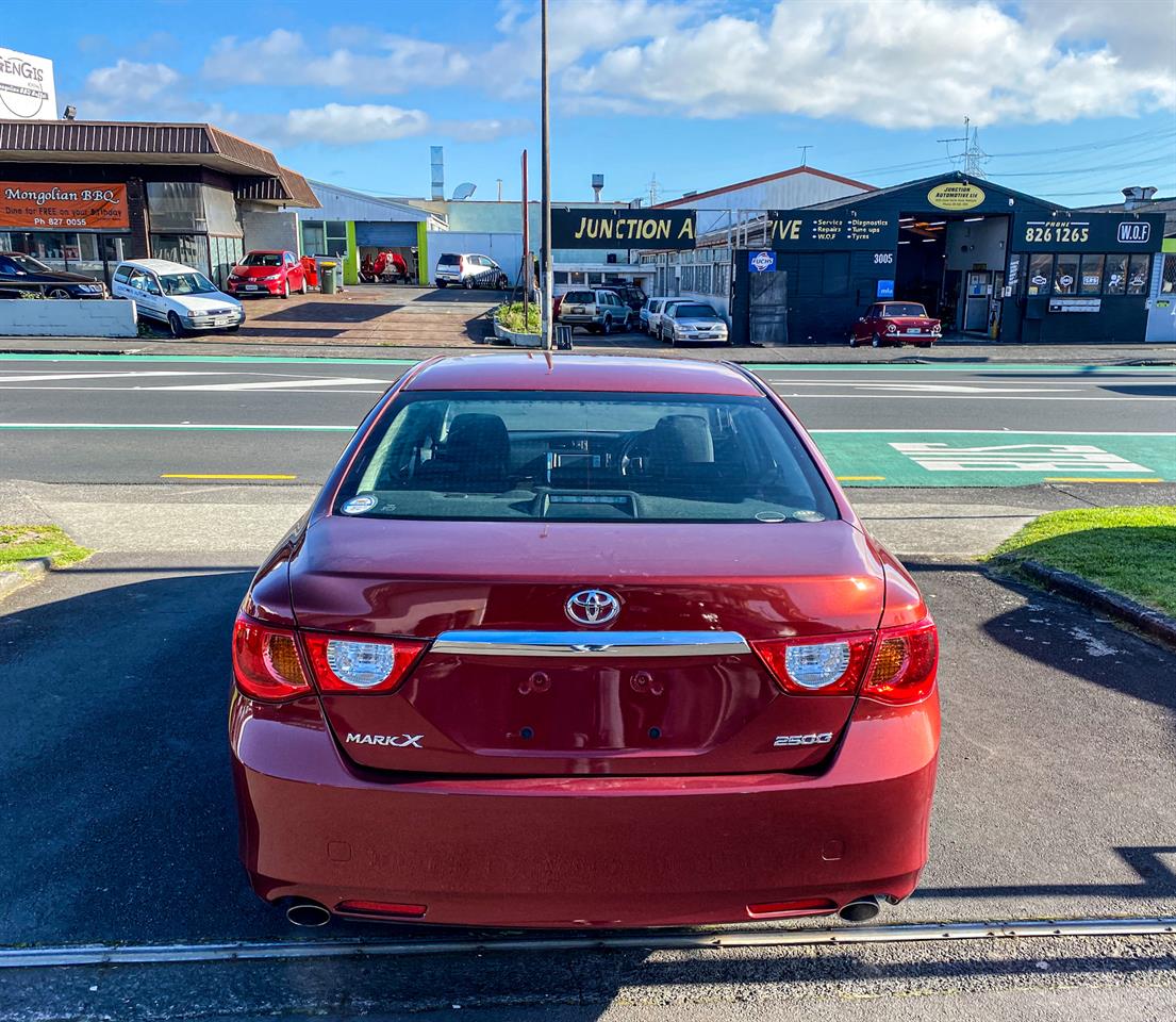 2011 Toyota Mark-X